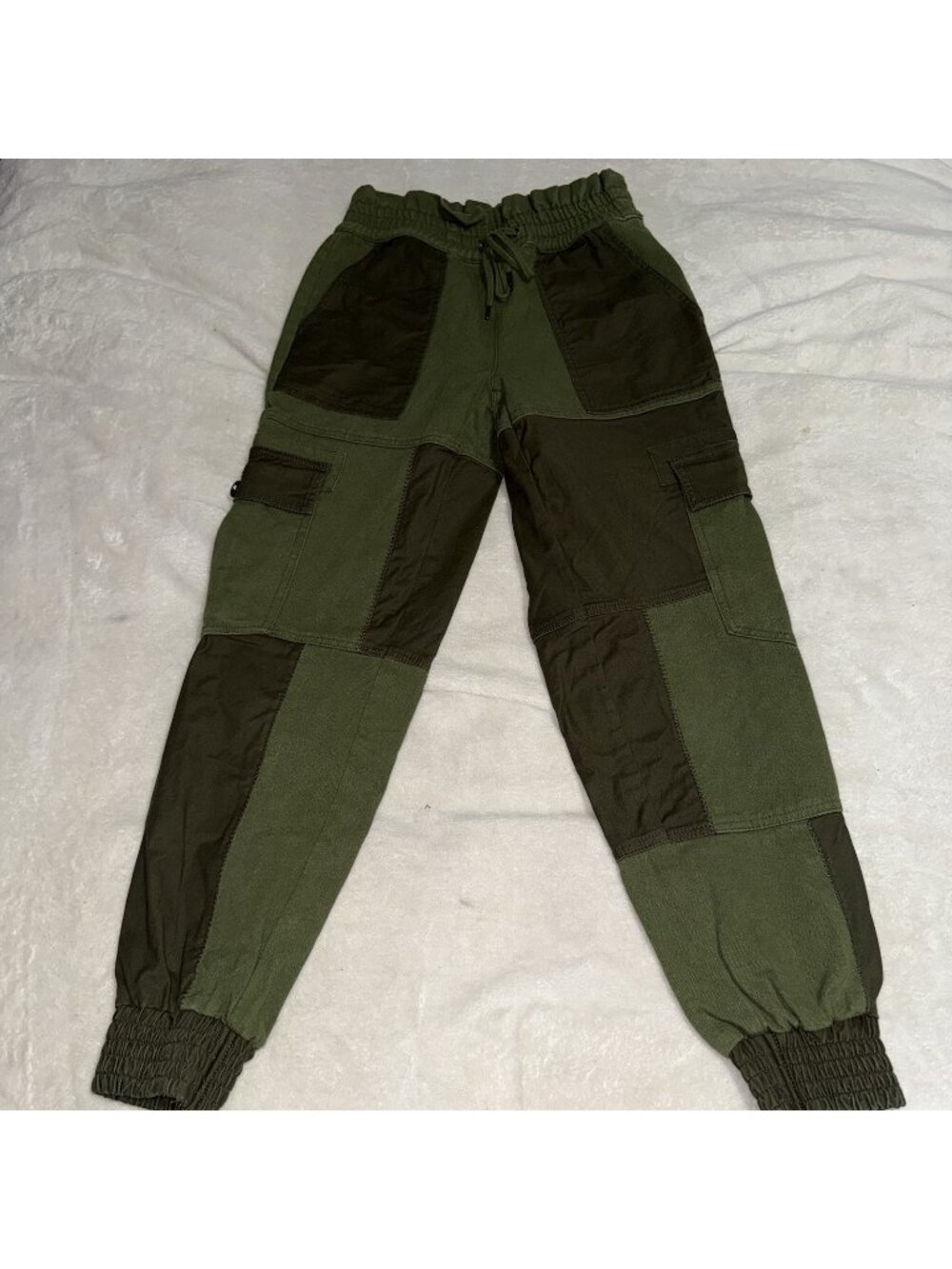 Alice + Olivia Classics Womens Small Green Patchwork Cargo Jogger Pants Utility